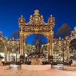 La Bulle Stanislas Νανσύ